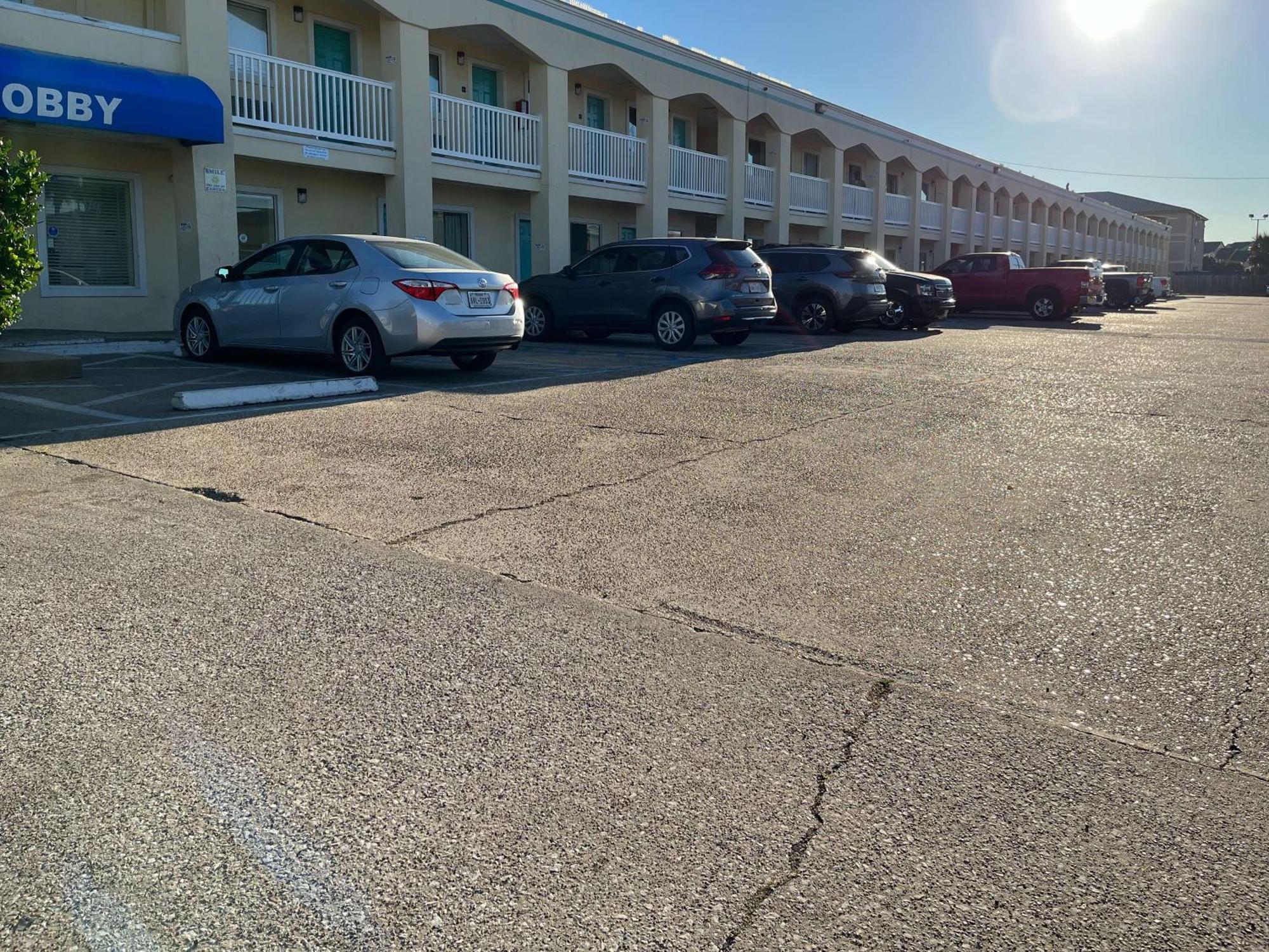 Motel 6 Galveston, Tx Seawall Exterior photo